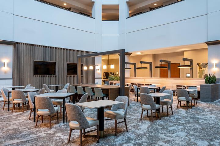 Embassy Suites by Hilton at Hot Springs Convention Center