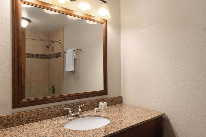 Ramada by Wyndham Elko Hotel at Stockmens Casino