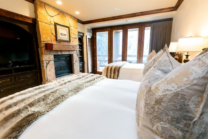 Stein Eriksen Lodge