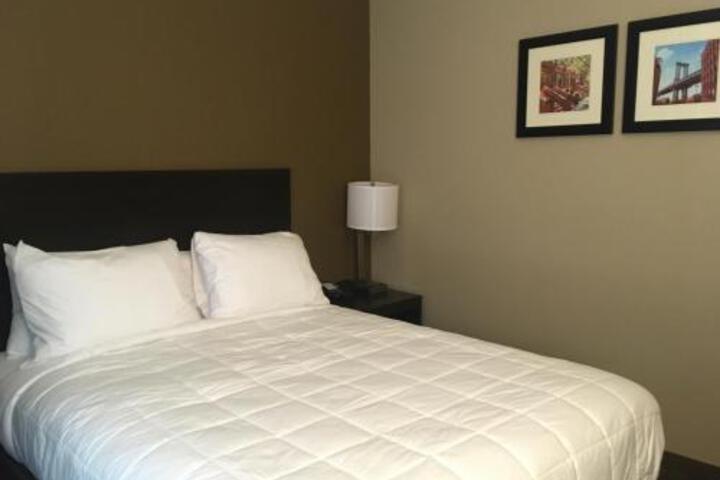 Room 7 of 10
