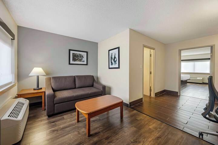 Best Western Shelbyville Inn and Suites Celebration Inn