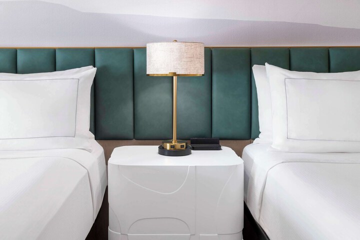 DoubleTree by Hilton Phoenix - Gilbert
