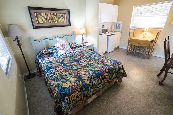 Room 42 of 85