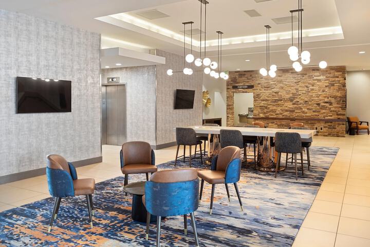 Radisson Hotel Salt Lake City Downtown