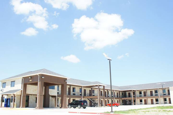 Lux Inn and Suites