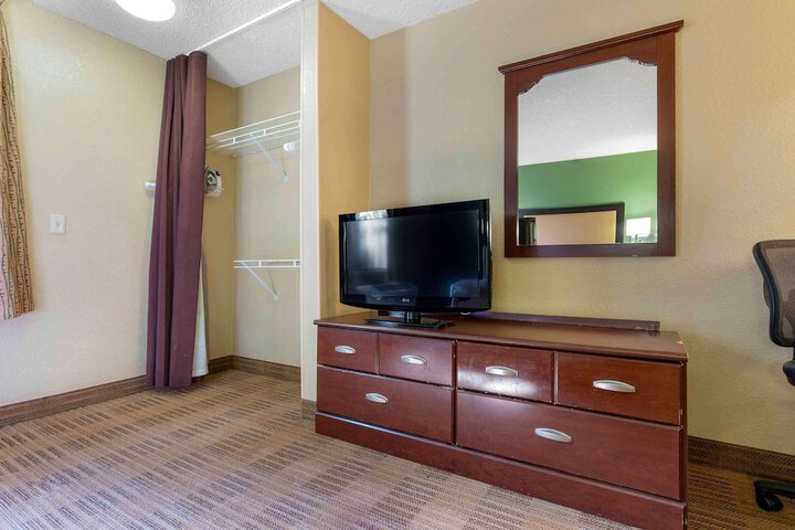 Extended Stay America Suites Santa Rosa North