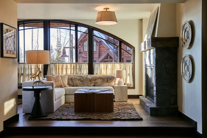 Madeline Hotel & Residences Auberge Collection
