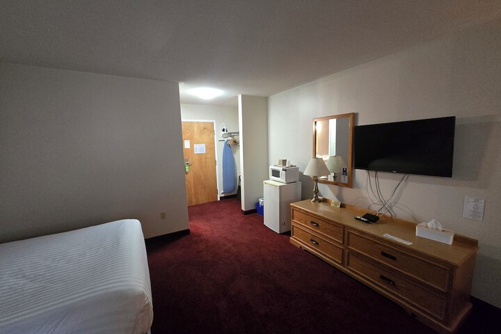 Room 28 of 84