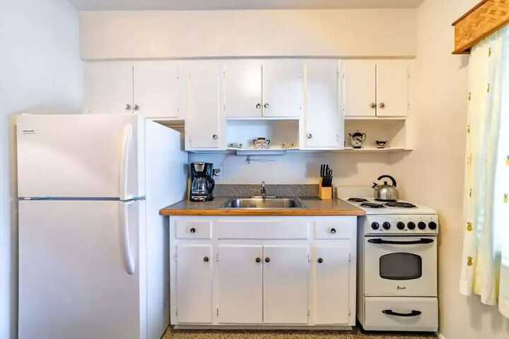 Room 49 of 60