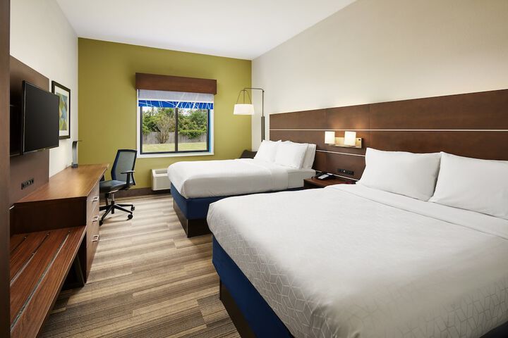 Holiday Inn Express Hotel & Suites Panama City-Tyndall by IHG