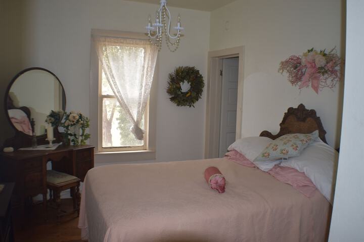 Room 12 of 21