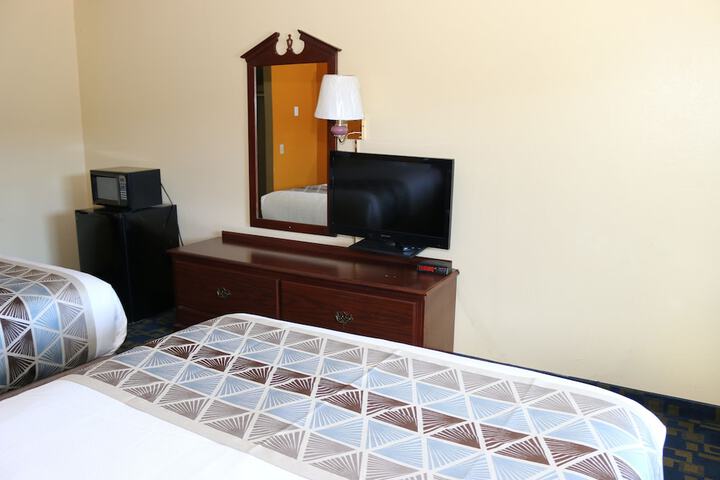 Westward Inn