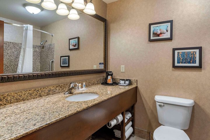 Comfort Inn & Suites Lincoln City