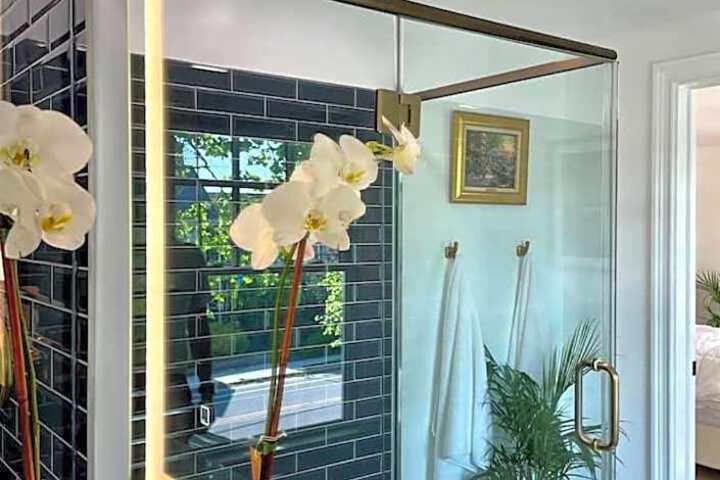 Buttonwood Boutique Hotel