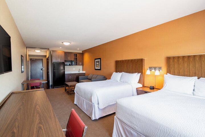 Four Points by Sheraton Grande Prairie
