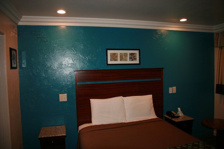 Room 29 of 49