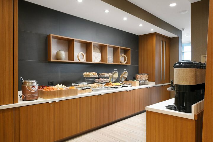 Breakfast/Coffee Service 15 of 16
