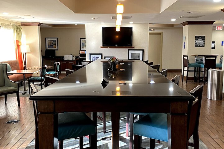 Hampton Inn by Hilton Lexington Park