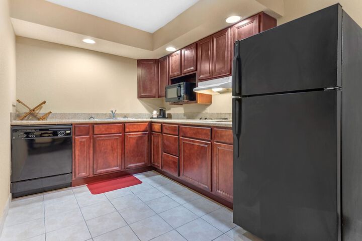 Comfort Suites Findlay I-75 near Sports Complex