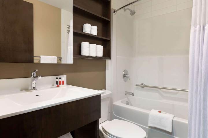 Room 20 of 36