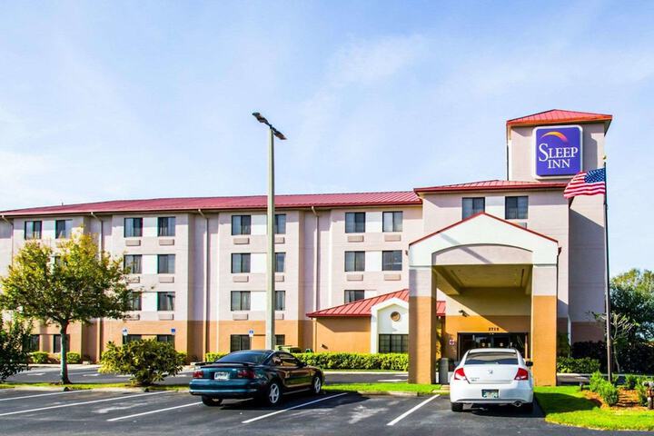Hotel 3 of 42