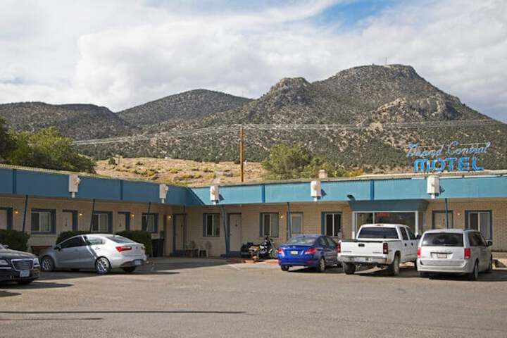 Hotel 3 of 25