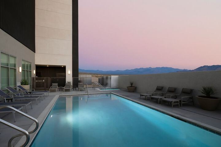 Pool 2 of 27