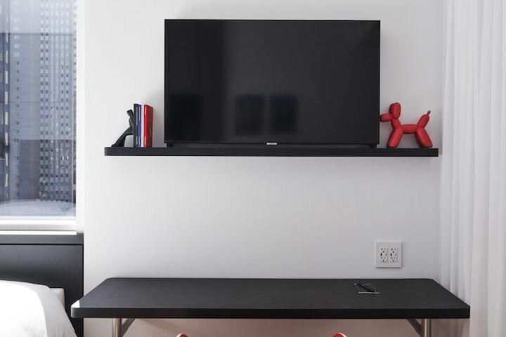 Room 21 of 43