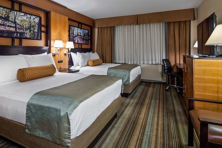 Room 14 of 30