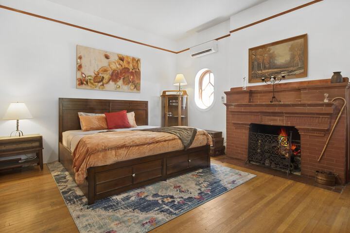 Room 46 of 105