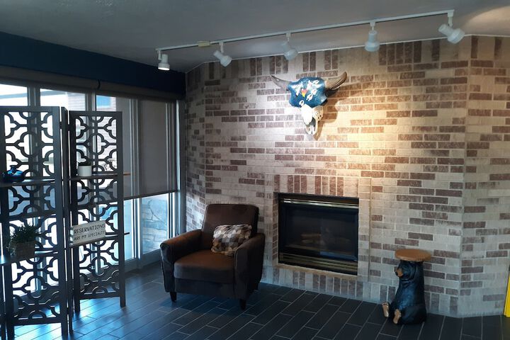 Hotel Interior 19 of 76