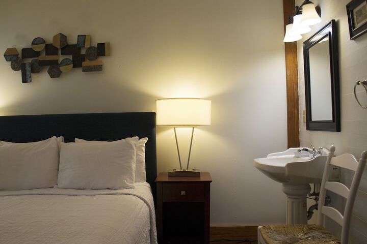 Room 92 of 111