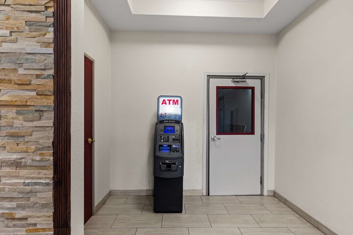 Red Lion Inn & Suites Caseyville