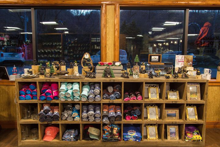 Gift Shop 103 of 114