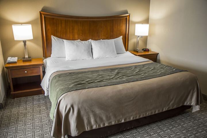 Quality Inn & Suites Bradford