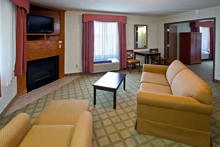 Room 16 of 60