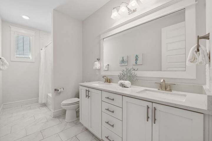 Prominence on 30A by Panhandle Getaways