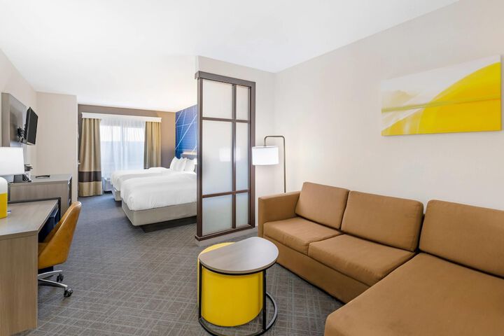 Comfort Suites Pecos