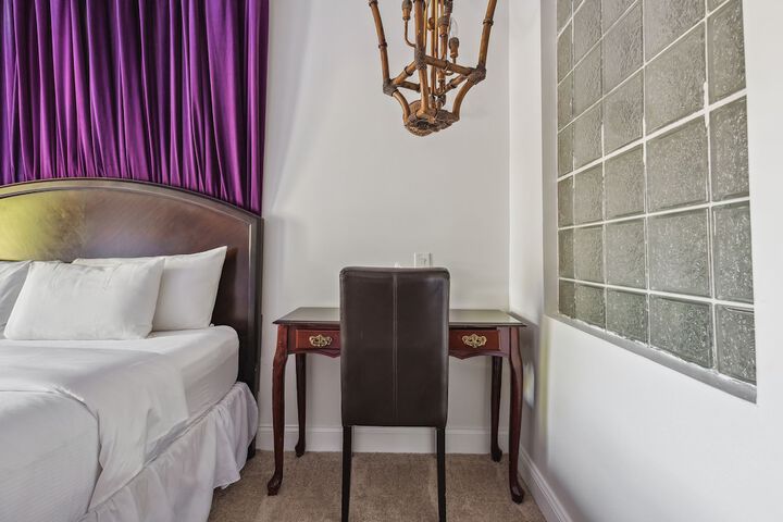 The Columbia Inn at Peralynna Manor