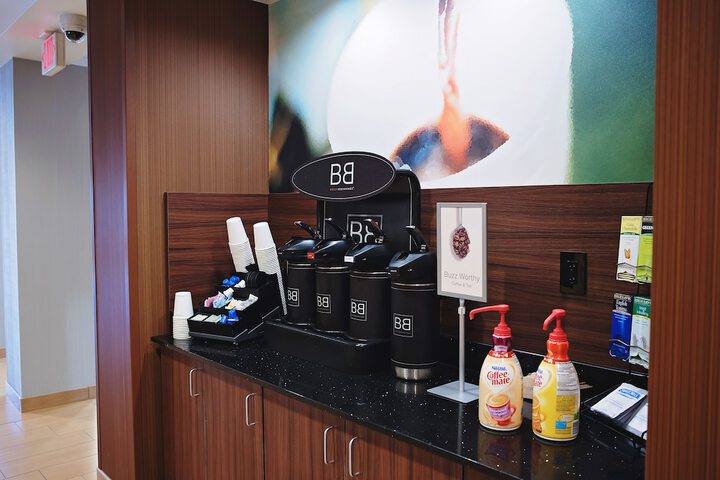 Breakfast/Coffee Service 26 of 34