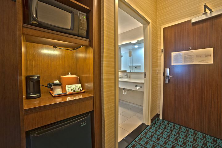 Room 15 of 25