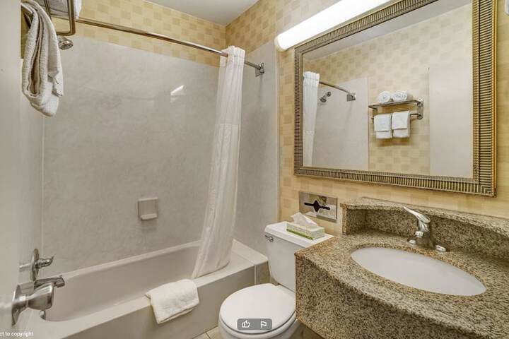 Room 15 of 15