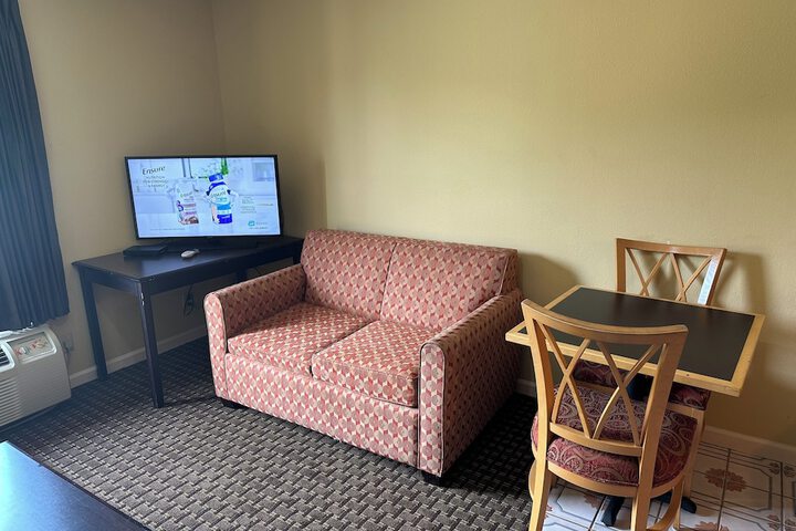 Room 14 of 46