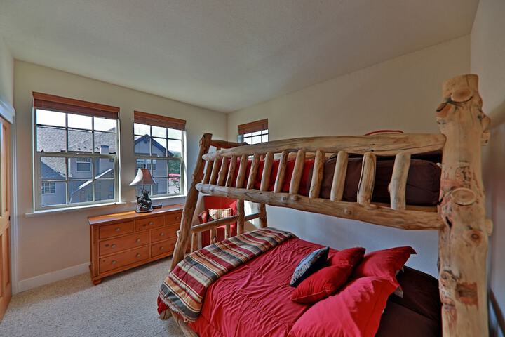 Room 26 of 50