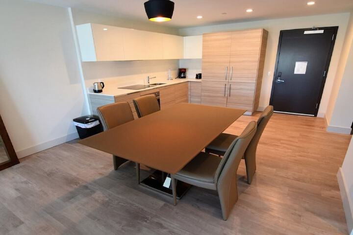 Room 7 of 24