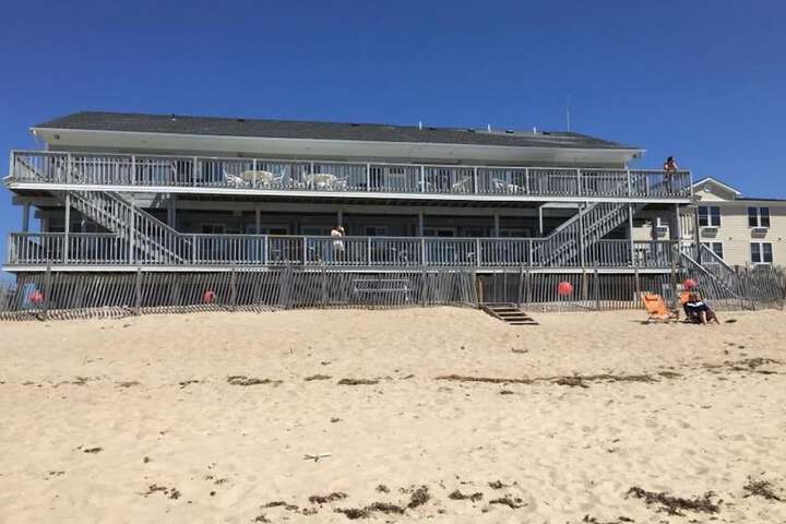 Beach 33 of 40
