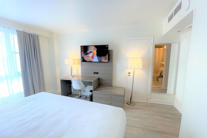Room 26 of 43
