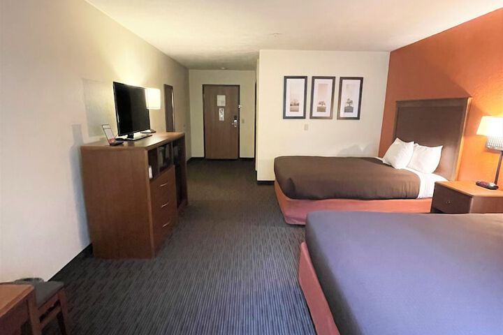 Room 12 of 47
