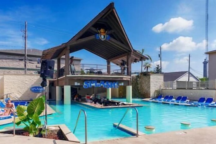 Pool 6 of 29