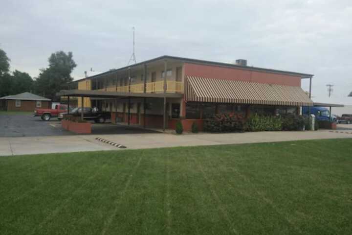 Hotel 2 of 8